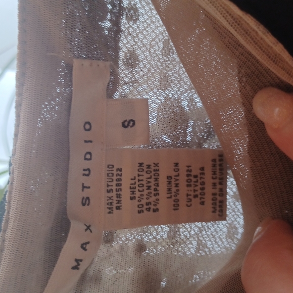 Top - Picture 2 of 3